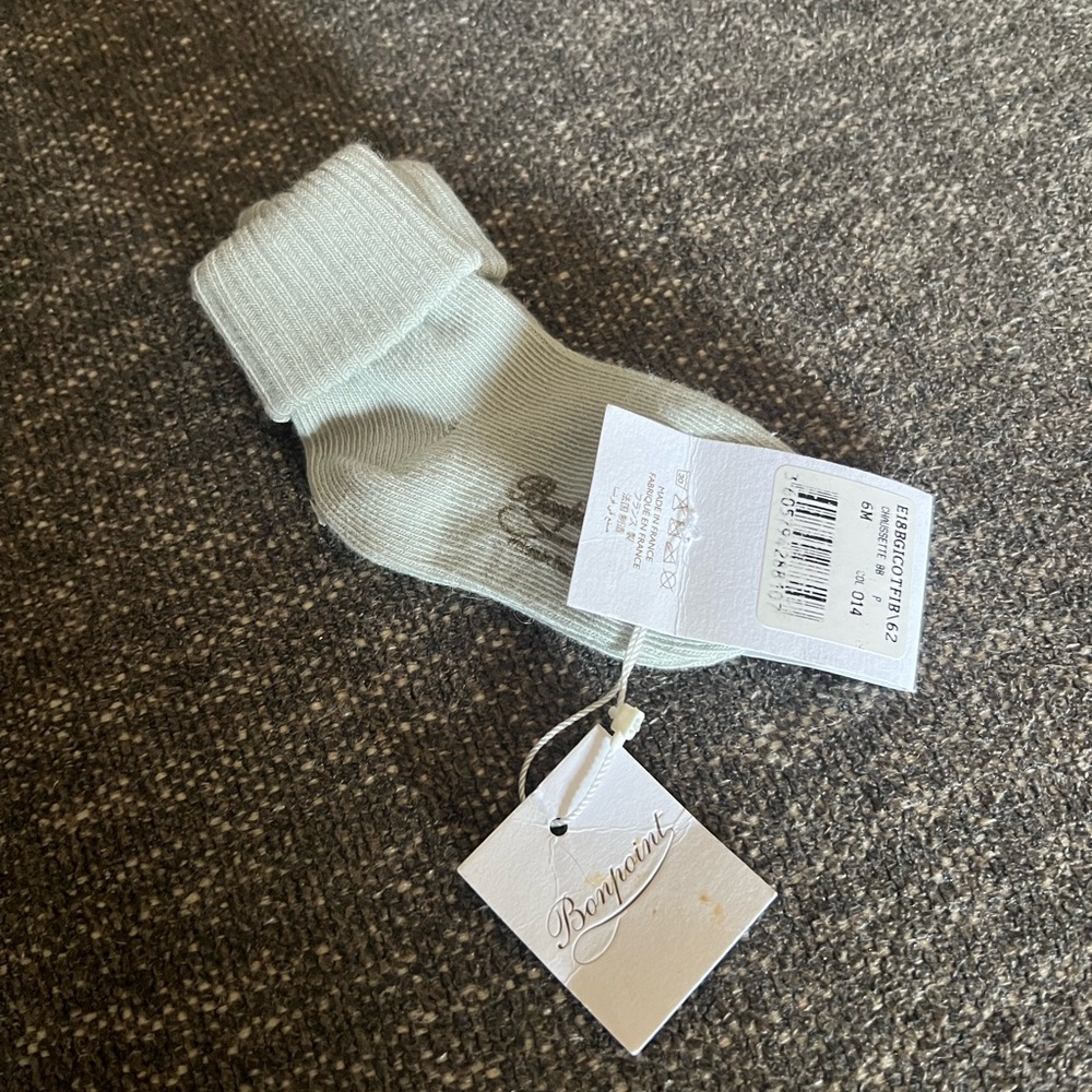 NWT Bonpoint Light Gray Baby Socks - Picture 2 of 4
